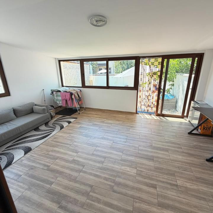 Vila| Duplex de vanzare | Balotesti | cu etaj si mansarda mobilata lux