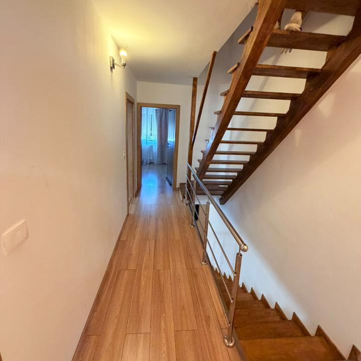 Vila| Duplex de vanzare | Balotesti | cu etaj si mansarda mobilata lux