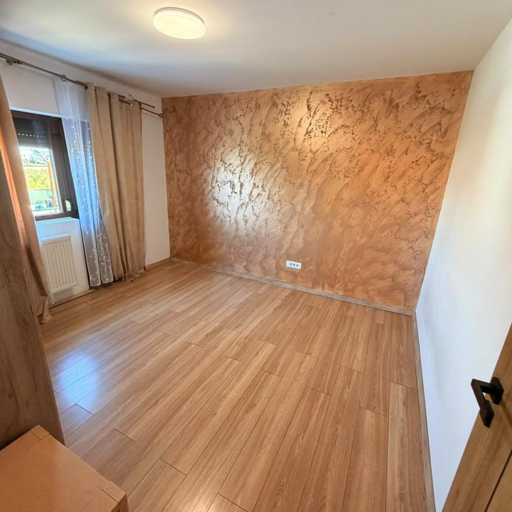 Vila| Duplex de vanzare | Balotesti | cu etaj si mansarda mobilata lux