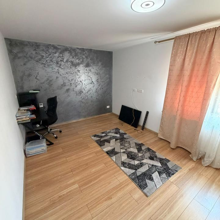 Vila| Duplex de vanzare | Balotesti | cu etaj si mansarda mobilata lux