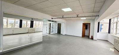Spatiu clinica medicala | autorizat | 5 cabinete | receptie | garaj