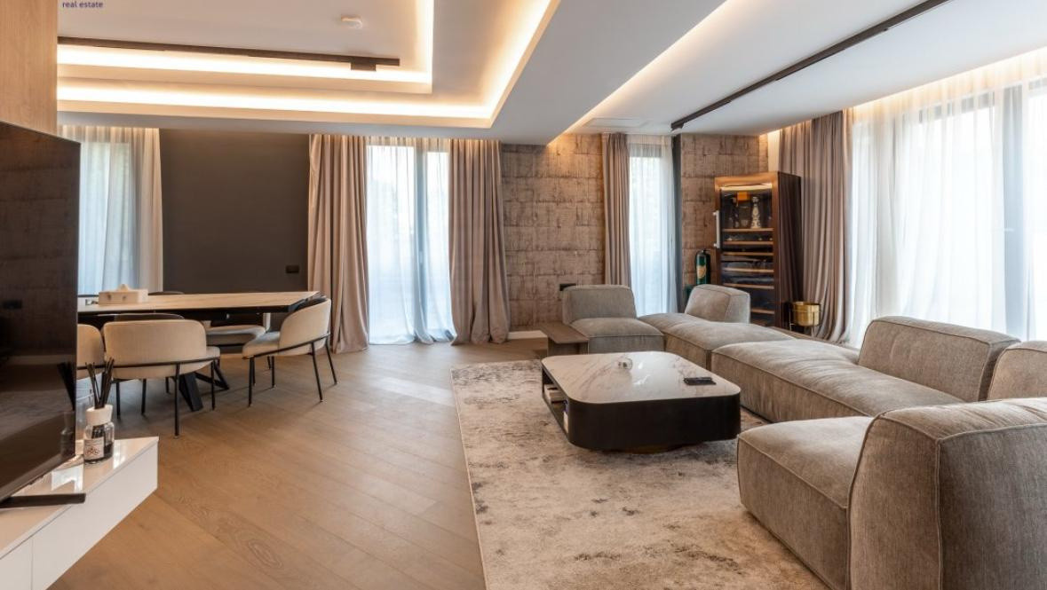 Penthouse luxos de inchiriat | Floreasca | 2 parcari | terasa 160 mp
