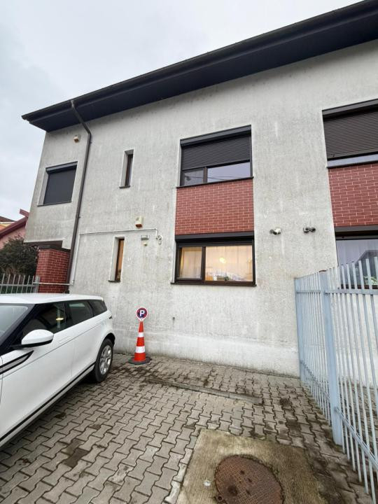 Casa duplex de inchiriat | Sisesti | jacuzzi | 150 mp | 2 parcari