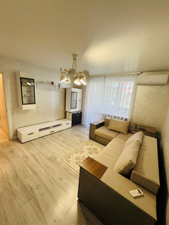 Apartament 3 camere de inchiriat Stefan cel Mare, renovat, 3 minute de metrou