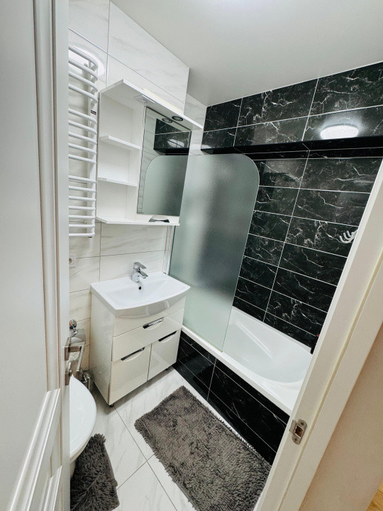 Apartament 3 camere de inchiriat Stefan cel Mare, renovat, 3 minute de metrou