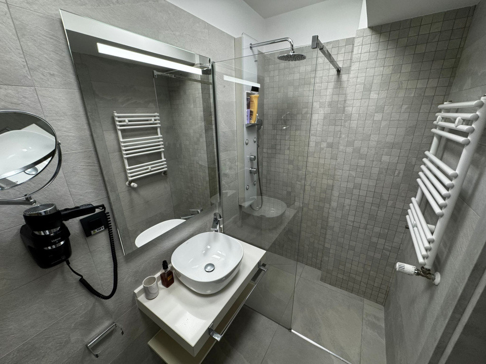 Garsoniera de inchiriat Unirii, imobil 2023, totul nou, lux, spa