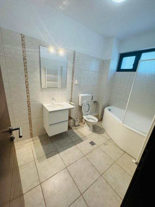 Apartament 2 camere de inchiriat Calea Grivitei bloc nou cu centrala