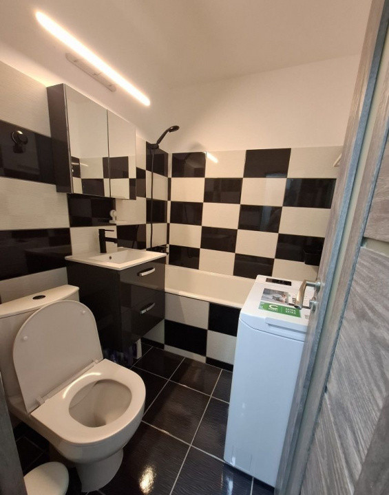 Garsoniera str Turda sector 1 complet renovata 