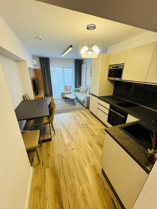 Apartament 3 camere Bd Unirii, imobil 2023, centrala bloc, lux, 2 bai