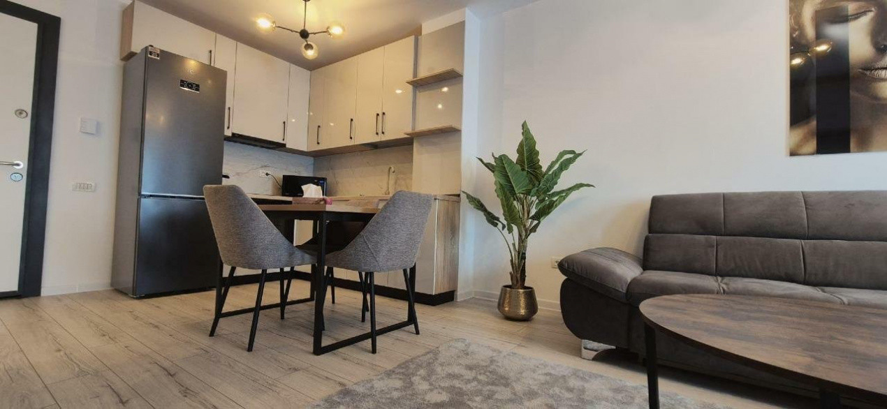 Apartament 2 camere de inchiriat Gran Via Lake View, lac Plumbuita, zona de Nord