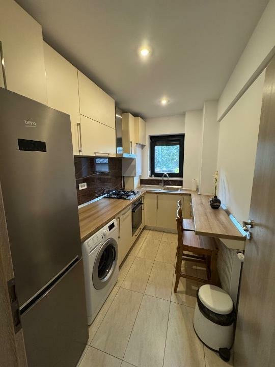 Apartament 2 camere de inchiriat, Banu Manta, Victoriei cu parcare, bloc nou