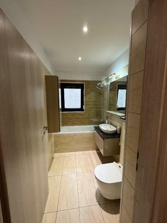 Apartament 2 camere de inchiriat, Banu Manta, Victoriei cu parcare, bloc nou