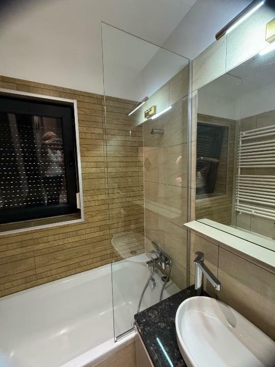 Apartament 2 camere de inchiriat, Banu Manta, Victoriei cu parcare, bloc nou